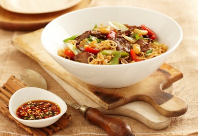 SimplyAsia_514-Chilli-Cashew-Noodle-Beef