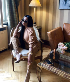 7 Times Bonang showed us how to pair outfits with handbags