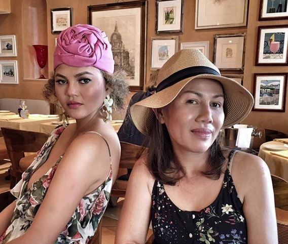 Chrissy Teigen and her mom score a TV show