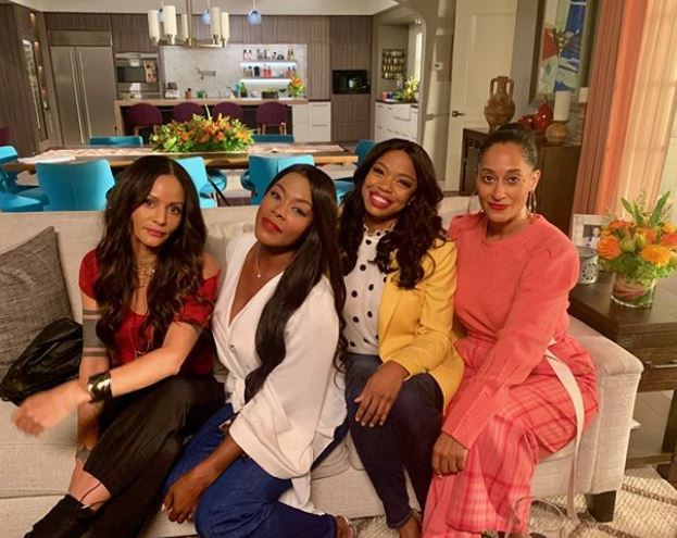 The cast of Girlfriends reunites on Black-ish