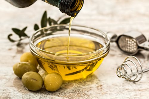 unexpected beauty uses of olive oil