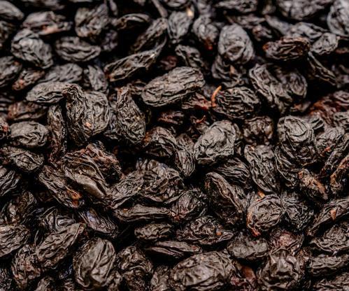 Reasons why eating raisins can be beneficial to your health Bona Magazine