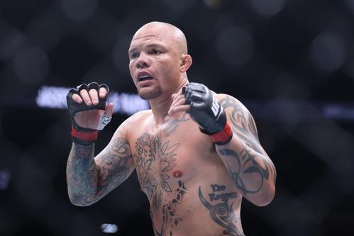 Anthony Smith’s career ends in brutal defeat | Bona Magazine
