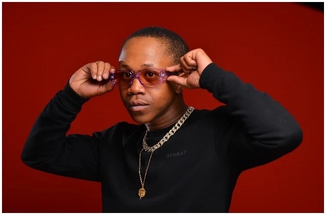 Young Stunna restaurant bill, Utopia Cape Town dining, celebrity bill screenshot, South African artist spending, Instagram story bill post, table setting with food, receipt close up, Bona Magazine