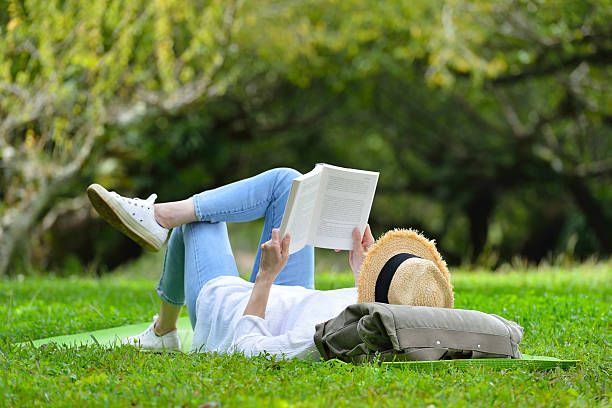 spring reading retreat, outdoor book nook, backyard reading Johannesburg, garden reading tips, quiet park reading spots Joburg, spring wellness through books, Bona Magazine