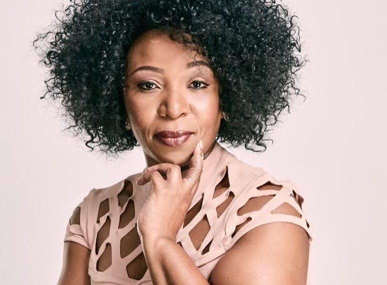 Vatiswa Ndara, Mfolozi Street scene, South African actress, emotional performance, Mzansi TV nostalgia, Bona Magazine