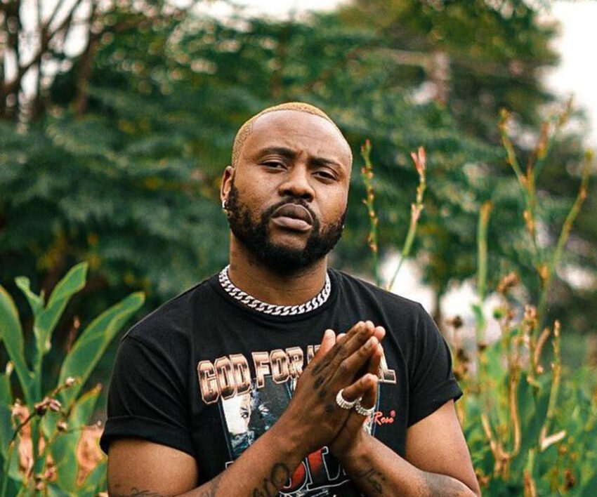 South African amapiano artist Sizwe Alakine on stage, Sizwe Alakine studio session Johannesburg, Sizwe Alakine media interview Johannesburg, Bona Magazine