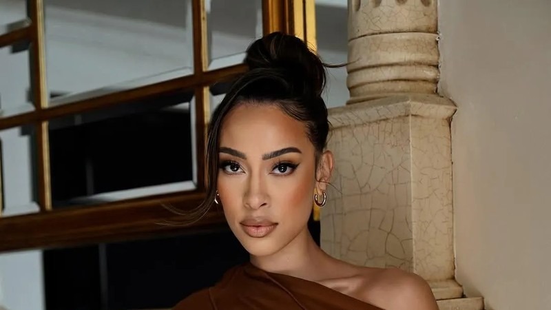 Bona Magazine, Sarah Langa South African influencer portrait, Sarah Langa fashion blogger Johannesburg, Sarah Langa lifestyle content creator South Africa