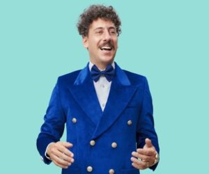 Schalk Bezuidenhout and Helga Vorster smiling together, South African comedian new relationship, Cape West Coast holiday couple photo, celebrity romance South Africa, Bona Magazine