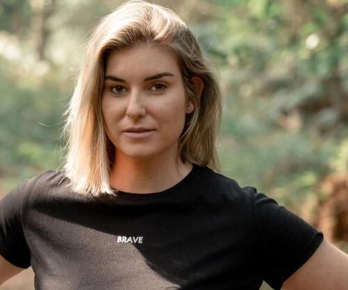 Rachel Kolisi at airport arrival, Rachel Kolisi hospital visit, South African woman health check message, Bona Magazine