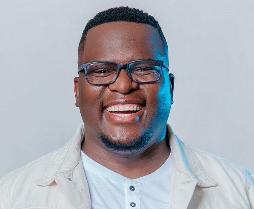 Bona Magazine, Sol Phenduka studio portrait Johannesburg, Sol Phenduka talking on South African podcast, Sol Phenduka media reaction South Africa