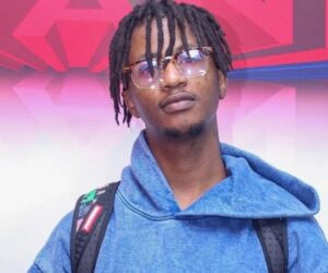 Emtee live performance stage, Emtee concert crowd South Africa, Emtee viral video performance, Bona Magazine, South African rapper Emtee on stage, Emtee performance Johannesburg venue, Emtee concert moment captured on video, Bona Magazine