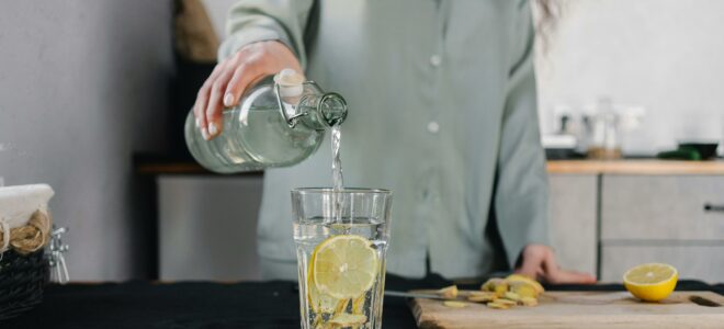 pexels-mikhail-nilov-6933132