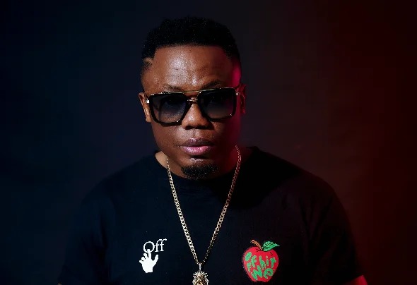 DJ Tira South African DJ, HONOR X9d Open Verse Challenge South Africa, HONOR smartphone music campaign, amapiano studio session Johannesburg, emerging artists recording verse TikTok, South African music collaboration, Bona Magazine
