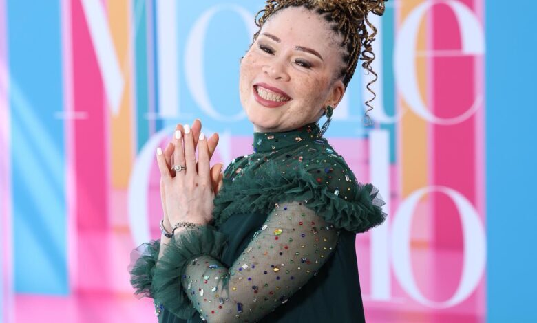 Leleti Khumalo portrait, Sarafina actress South Africa, Rhodes University honorary doctorate ceremony, South African film legend Leleti Khumalo, theatre performance Sarafina stage, SA actress award recognition, South African arts and culture icons, Leleti Khumalo career highlights, Rhodes University campus ceremony, Bona Magazine