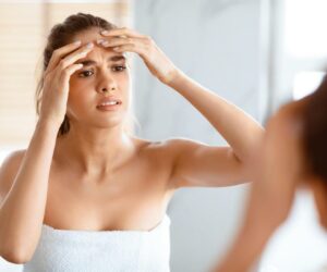 skincare mistakes South Africa, glowing skin tips 2026, SPF daily skincare, skin barrier repair, over exfoliating skin, oily skin moisturiser, remove makeup before bed, gentle skincare routine, healthy skin habits, South African beauty tips, Bona Magazine