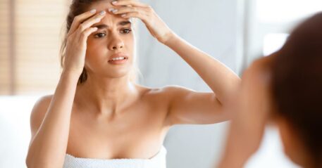 skincare mistakes South Africa, glowing skin tips 2026, SPF daily skincare, skin barrier repair, over exfoliating skin, oily skin moisturiser, remove makeup before bed, gentle skincare routine, healthy skin habits, South African beauty tips, Bona Magazine