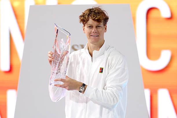 MIAMI GARDENS, FLORIDA - MARCH 29: Jannik Sinner of Italy poses with the Butch Buchholz Trophy after defeating Jiri Lehecka of Czechia during the Men's Singles Final of the Miami Open Presented by Itau at Hard Rock Stadium on March 29, 2026 in Miami Gardens, Florida. (Photo by Matthew Stockman/Getty Images)