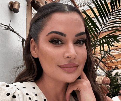 Shashi Naidoo South African model, Shashi Naidoo social media controversy, Shashi Naidoo Israel Iran conflict reaction, South African celebrity backlash online, Shashi Naidoo Instagram posts debate, Middle East conflict social media discussion, South African model political comments, Shashi Naidoo viral controversy, celebrity reaction global conflict, Bona Magazine