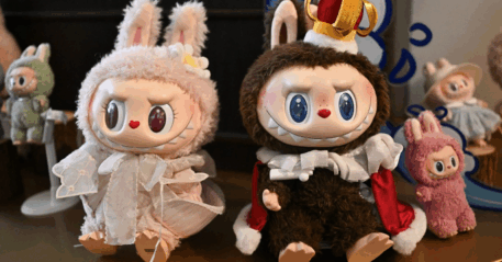 Labubu character toy, Labubu designer collectible, Labubu figure close up, Sony film production, Labubu animation concept, designer toy culture, collectible art toys, Labubu pop culture figure, global toy trend, Labubu brand expansion, Bona Magazine