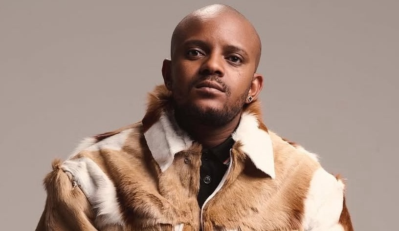 Kabza De Small Amapiano DJ, Kabza De Small performance South Africa, Amapiano music studio session, South African DJ live set, piano music crowd Johannesburg, local music industry artists SA, celebrity reaction social media South Africa, Amapiano culture nightlife SA, Bona Magazine