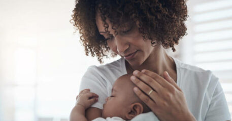 How to protect your mental health during the 1st year of motherhood.