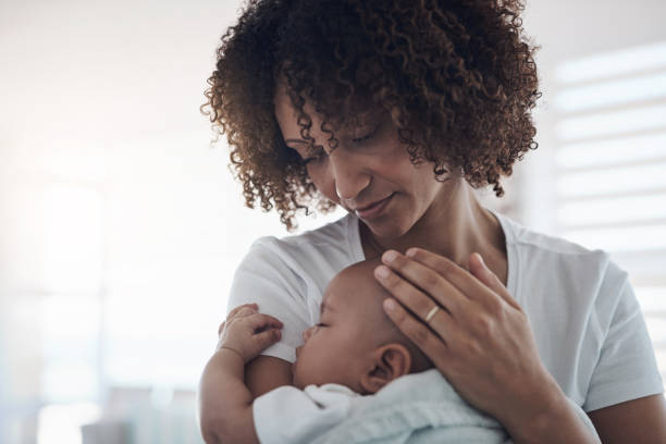 How to protect your mental health during the 1st year of motherhood.