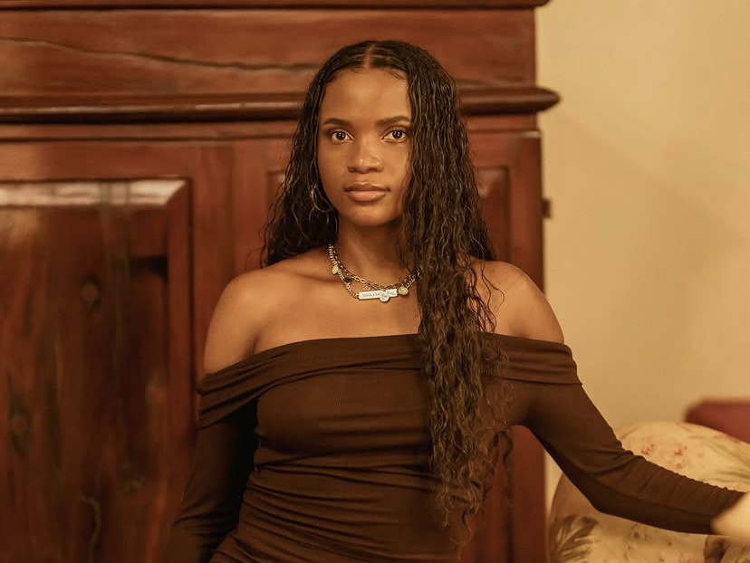 Internet reacts to Ami Faku’s ongoing legal battle with former management.
