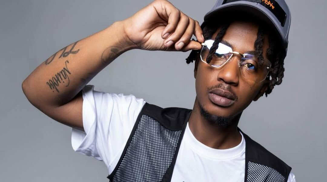 Emtee went 'Instagram official' with Nandi Ndathane.