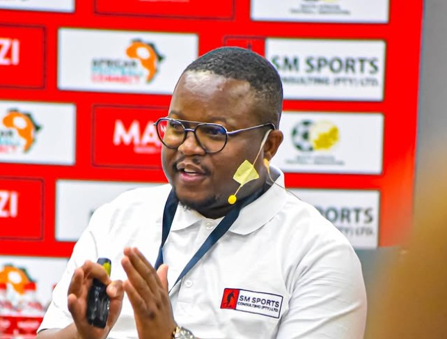 Bafana tactical analyst Sinesipho Mali received criticism.
