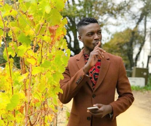Aaron Moloisi's slim appearance concerned fans.