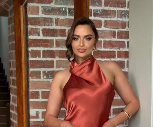 Mia le Roux shared her wedding date.