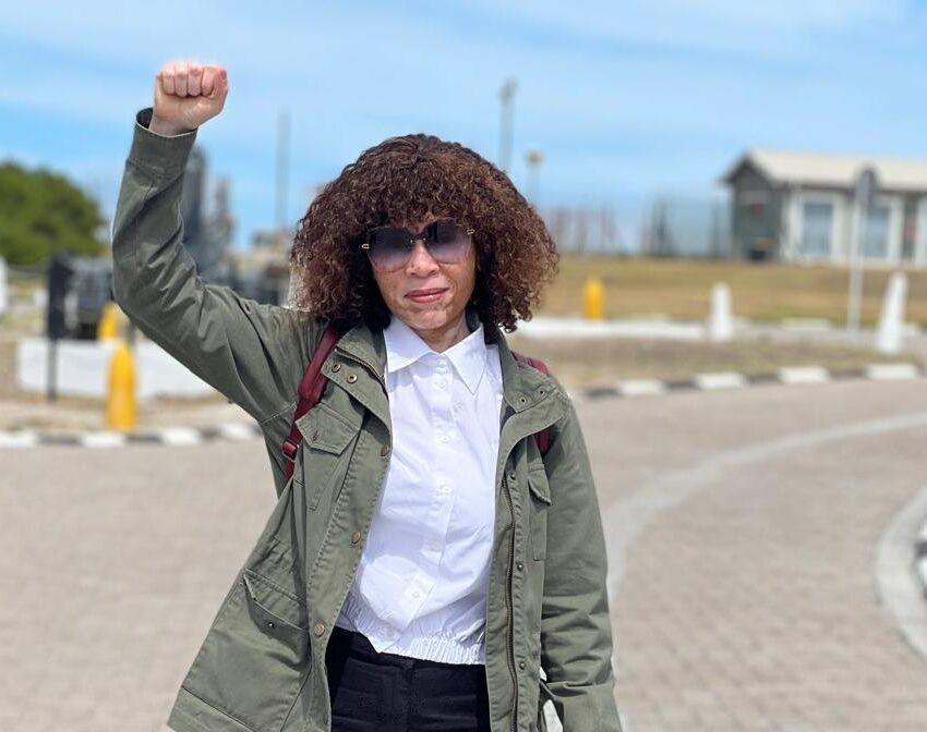 Leleti Khumalo's twins recreated the 'Sarafina!' choreography.