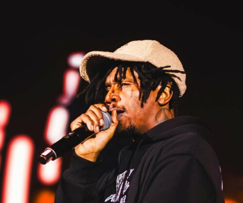 Emtee released a statement about his new haircut.