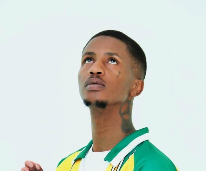 Emtee shared why he left his former management team.