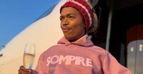 Somizi stunned in his Hollywoodbets Durban July look.
