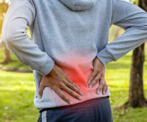 Simple home remedies to quickly relieve back pain.
