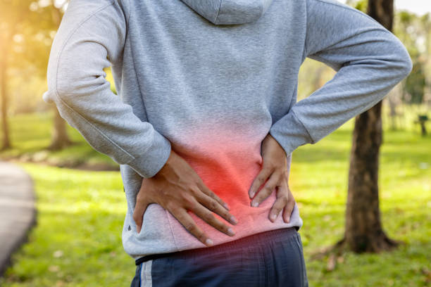 Simple home remedies to quickly relieve back pain.