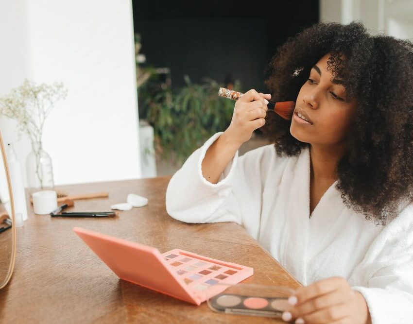 Signs it's time to replace your makeup products.