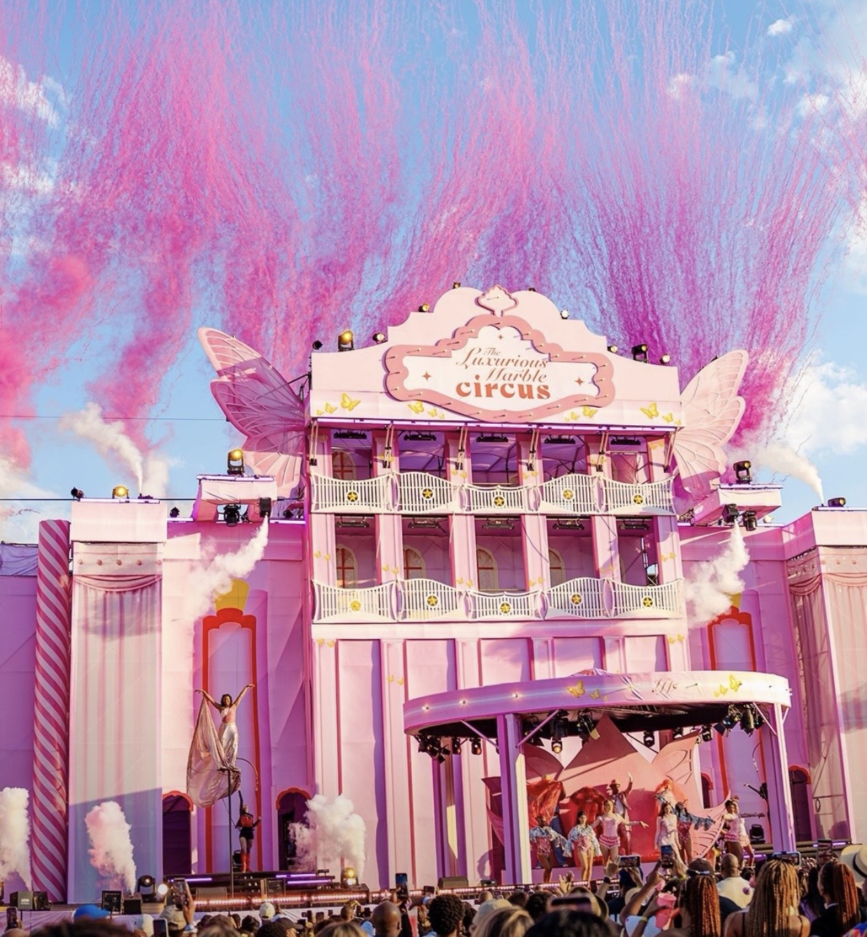 The Luxurious Marble Circus brings music and culture for it's grand return